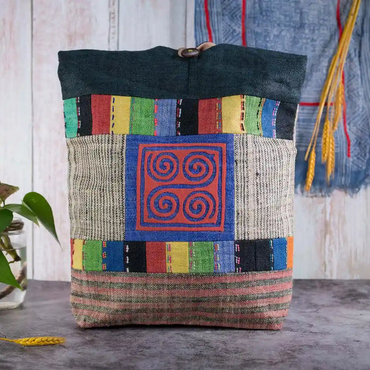 Vindigo shoulder bag teal hemp with blue spiral patch front view