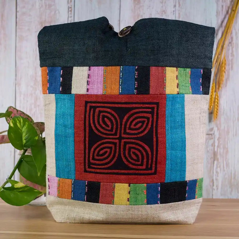 Vindigo shoulder bag teal hemp with red spiral patch front view