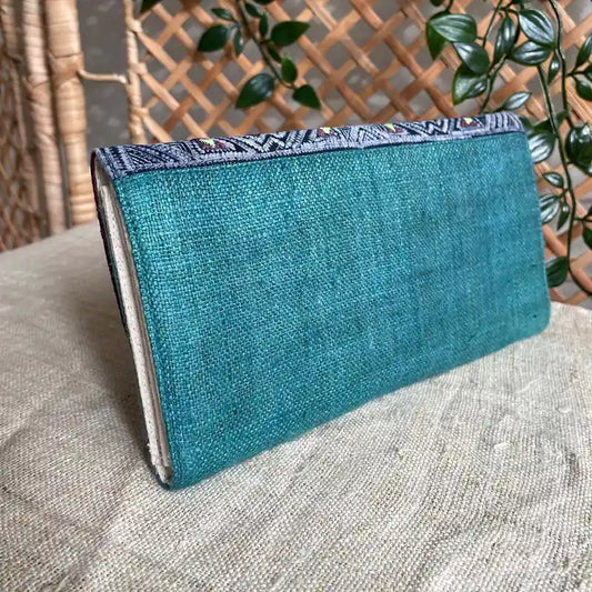 Vindigo long purse turquoise hemp pattern back view