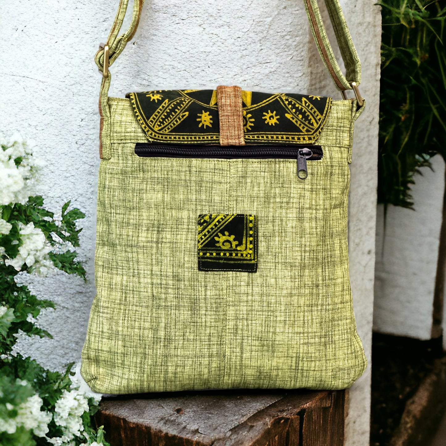 Green Batik Sun Motif – H’mong Hemp Crossbody Bag