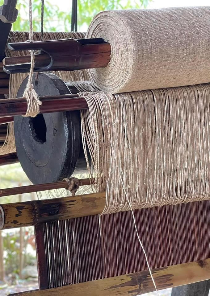 Raw hemp, natural color in RED