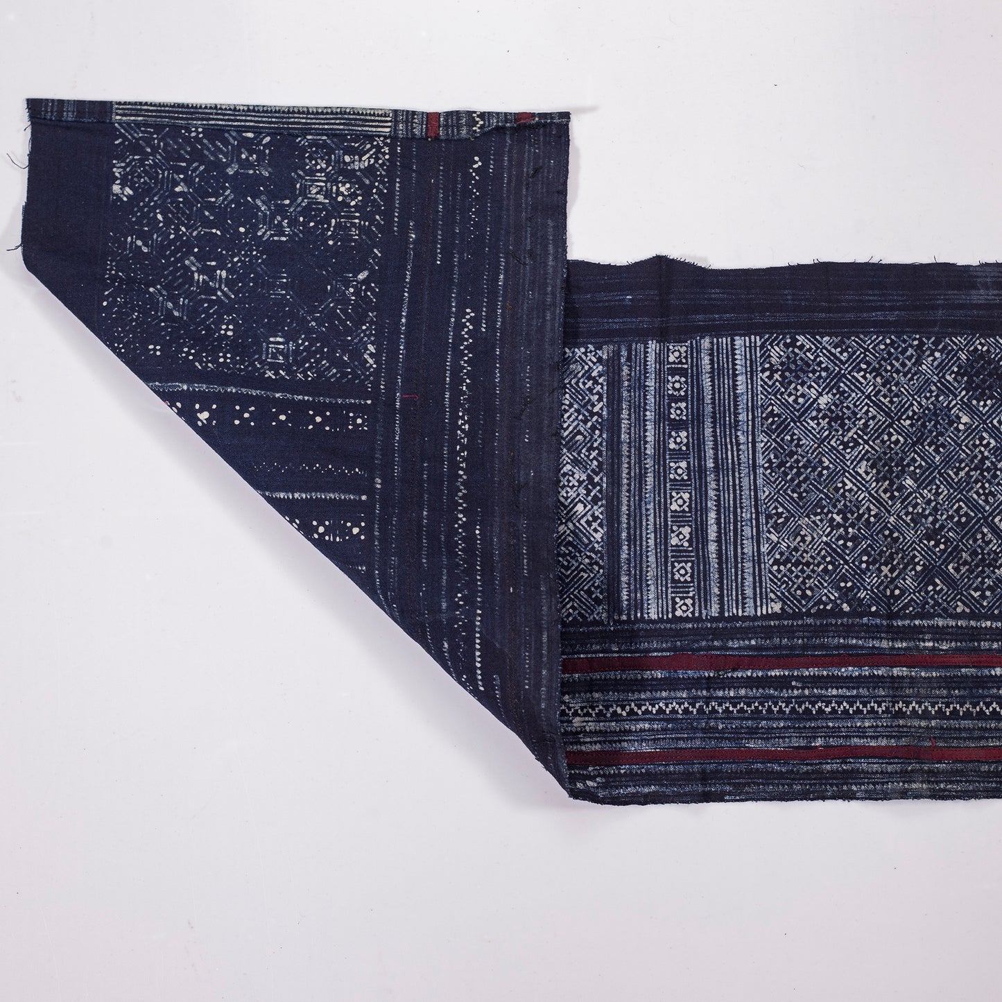 Geometric Indigo H’mong – Vintage Hemp Textile