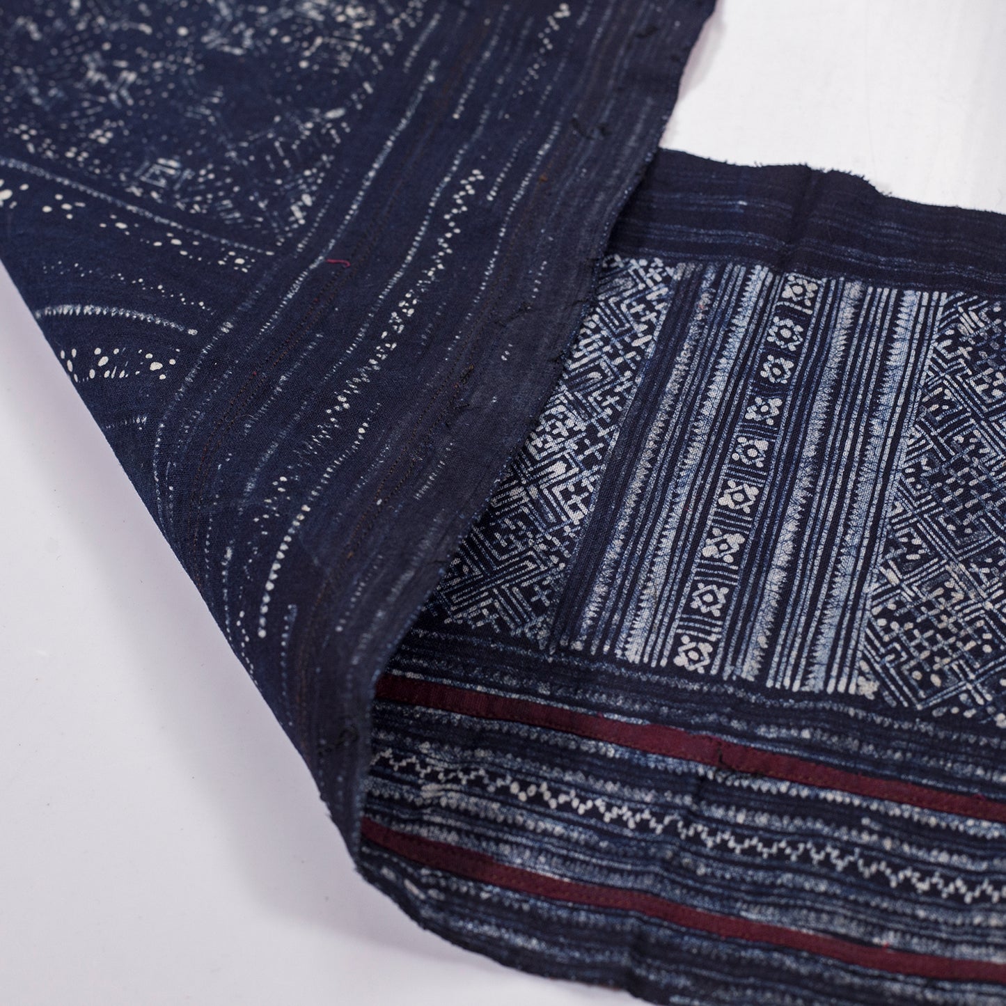 Geometric Indigo H’mong – Vintage Hemp Textile