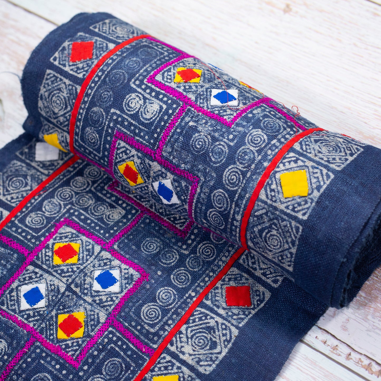 Colorful Diamond H’mong – Indigo Hemp Textile