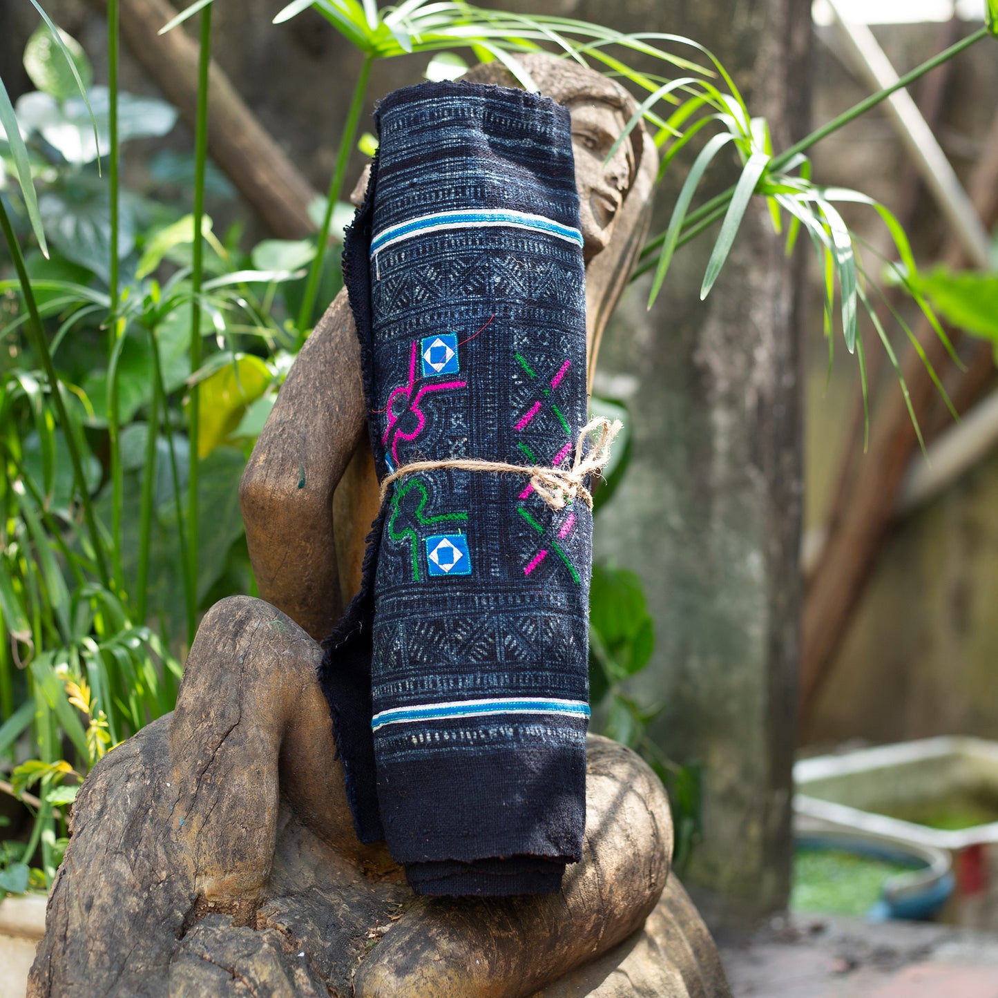 Blue-Black H’mong – Geometric Hemp Textile