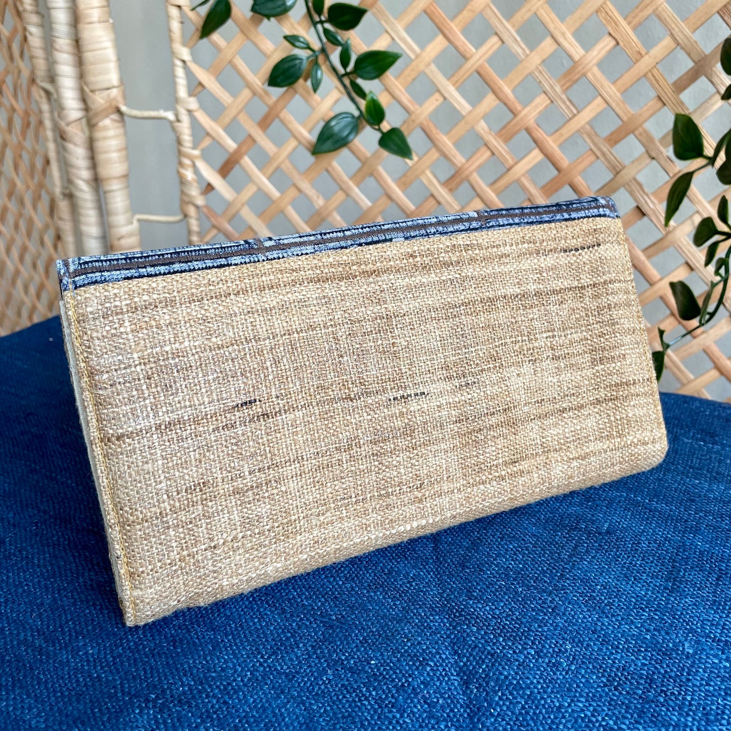 Indigo Square Maze Hmong – Vintage Hemp Long Purse