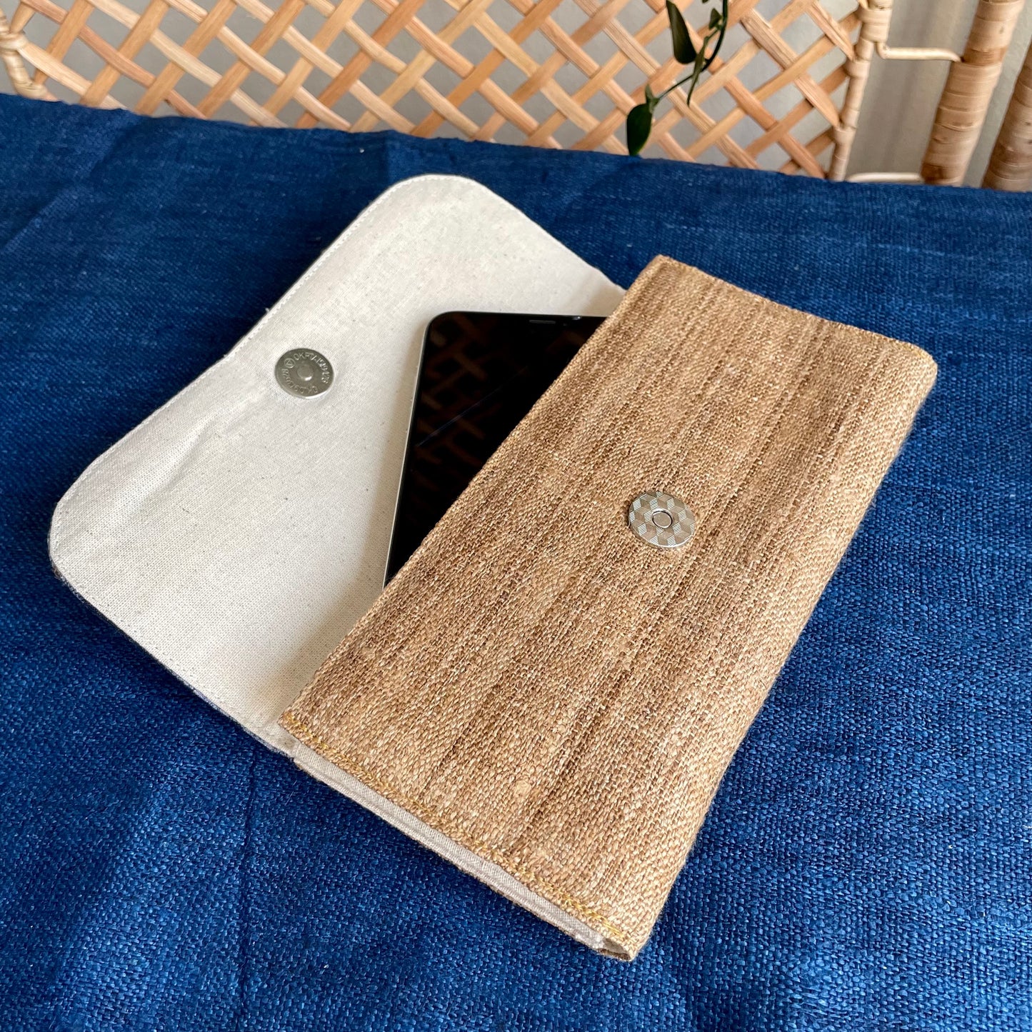 Indigo Square Maze Hmong – Vintage Hemp Long Purse