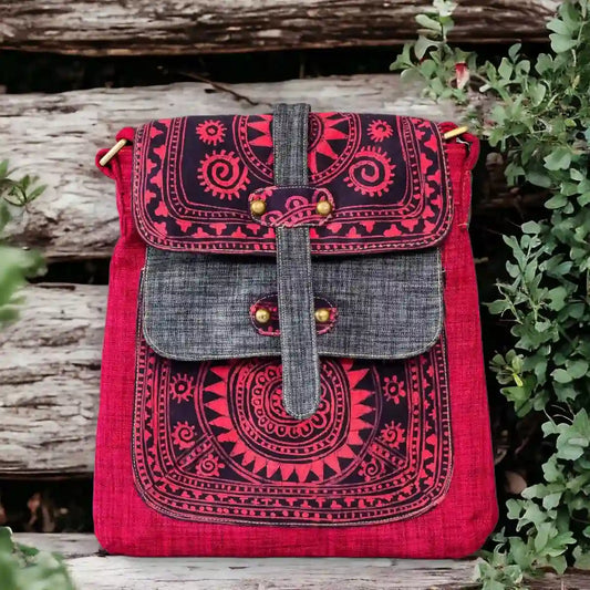 Vindigo crossbody bag red embroidered grey contrast front close view