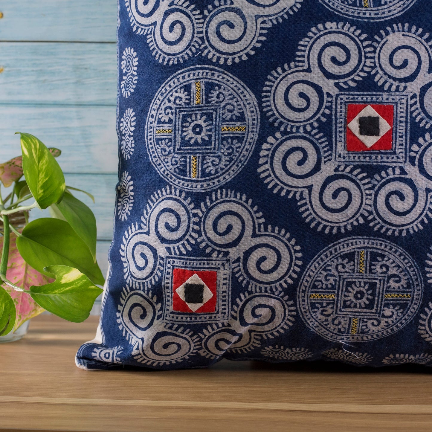 Spiral Grid H’mong – Handwoven Hemp Cushion Cover