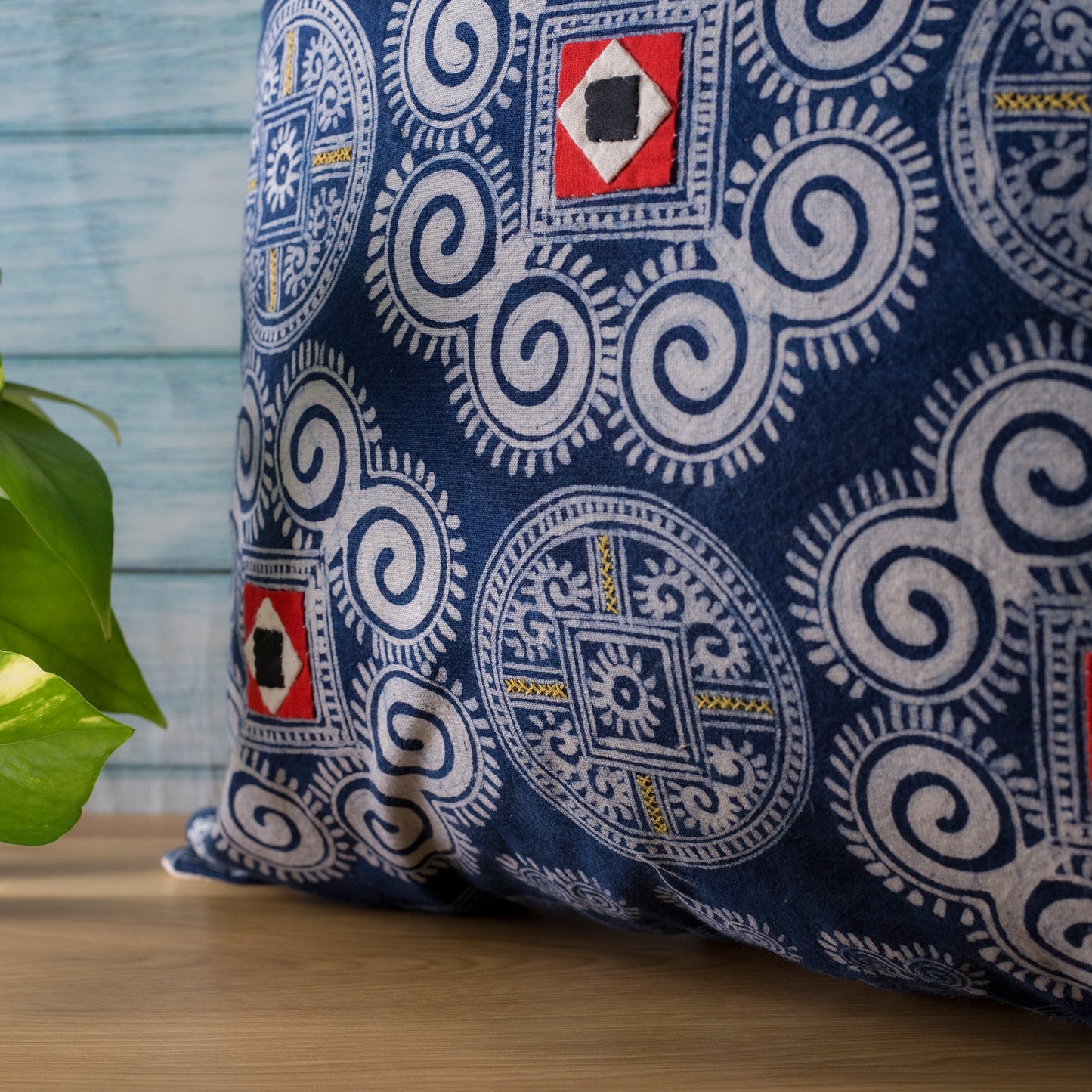 Spiral Grid H’mong – Handwoven Hemp Cushion Cover