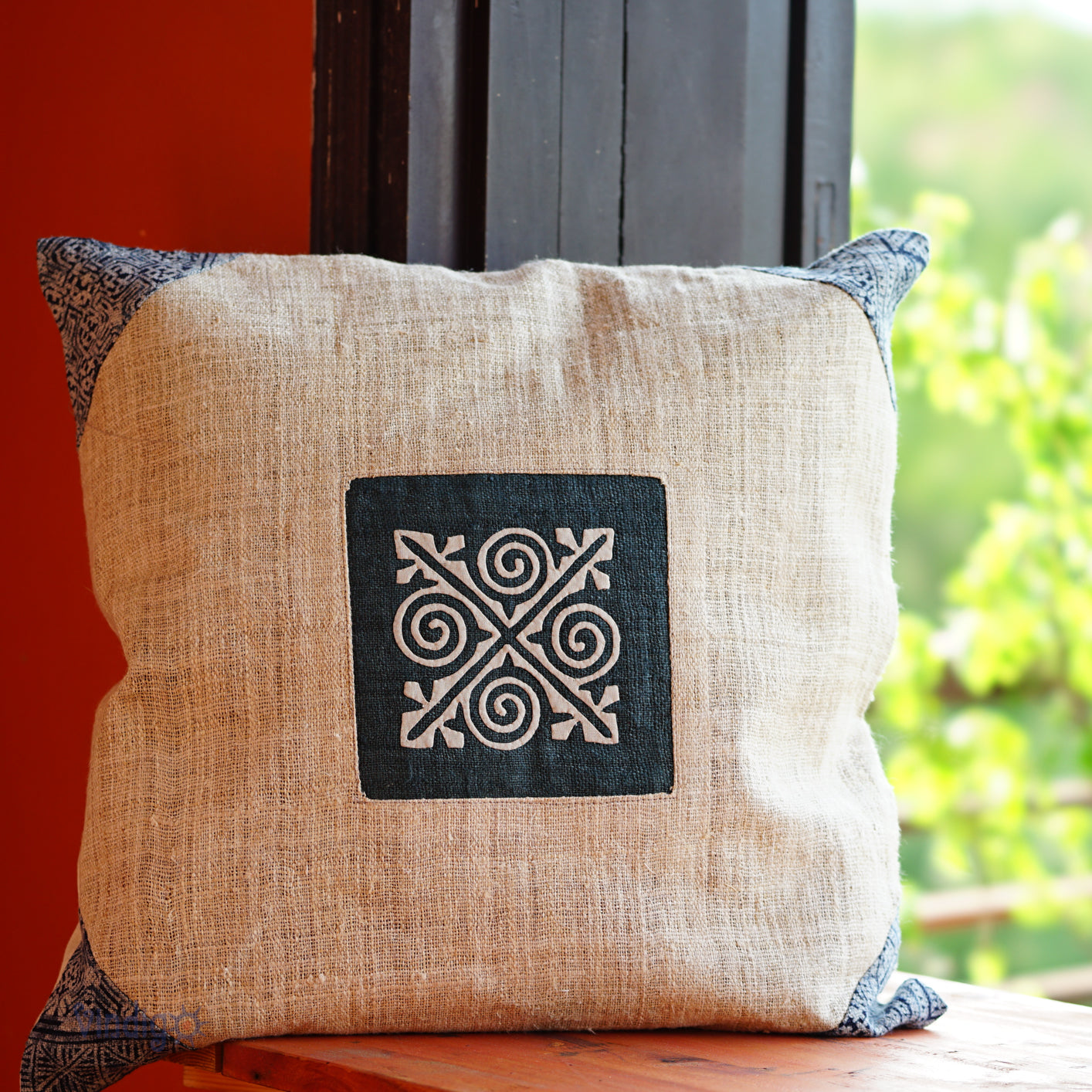Cross Spiral H’mong – Hemp Cushion Cover