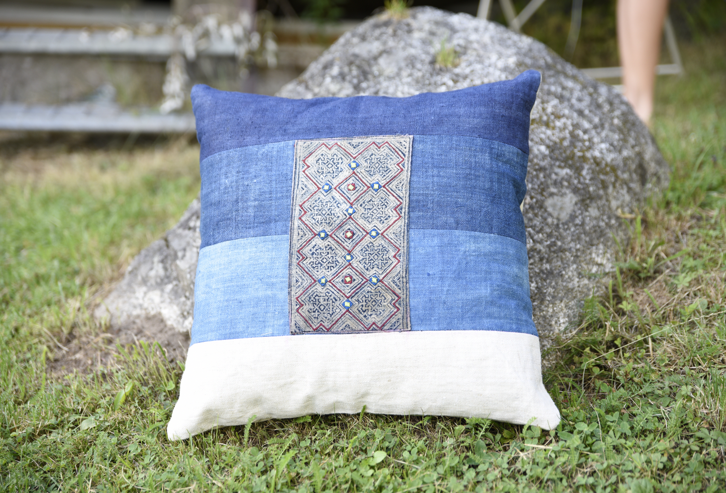 Patchwork Indigo H'mong – Hemp Cushion Cover