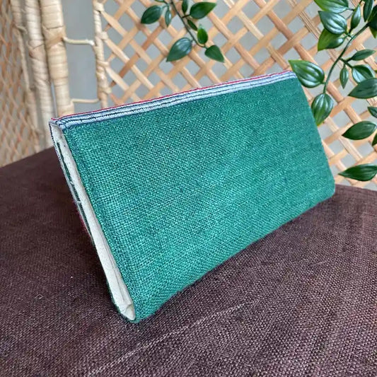 Vindigo long purse emerald hemp contrast pattern back view