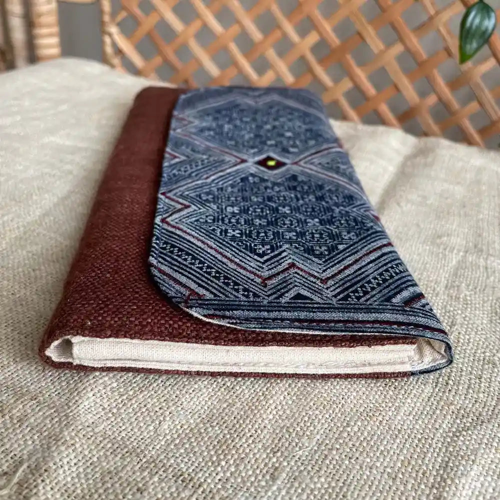 Vindigo long purse rust brown hemp ethnic side view