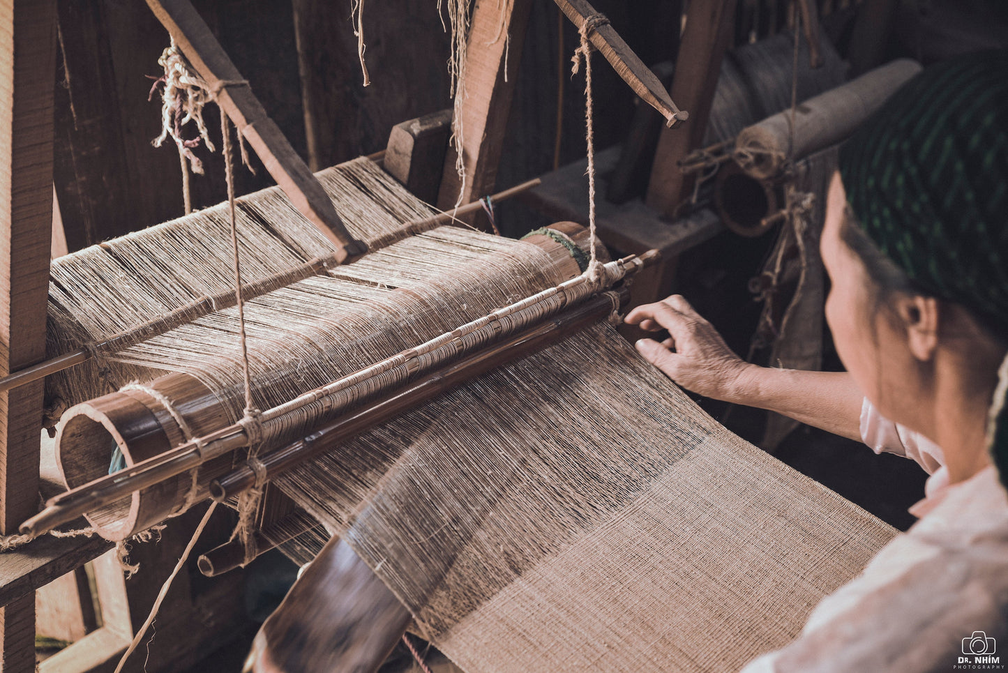 Raw hemp fabric, natural color in DIVINE WINE BROWN