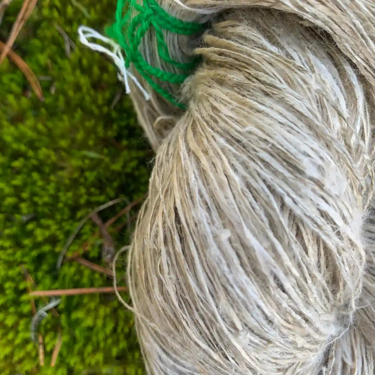 Ekologiskt Handspunnet Hampagarn – H’mong Hantverk Vietnam