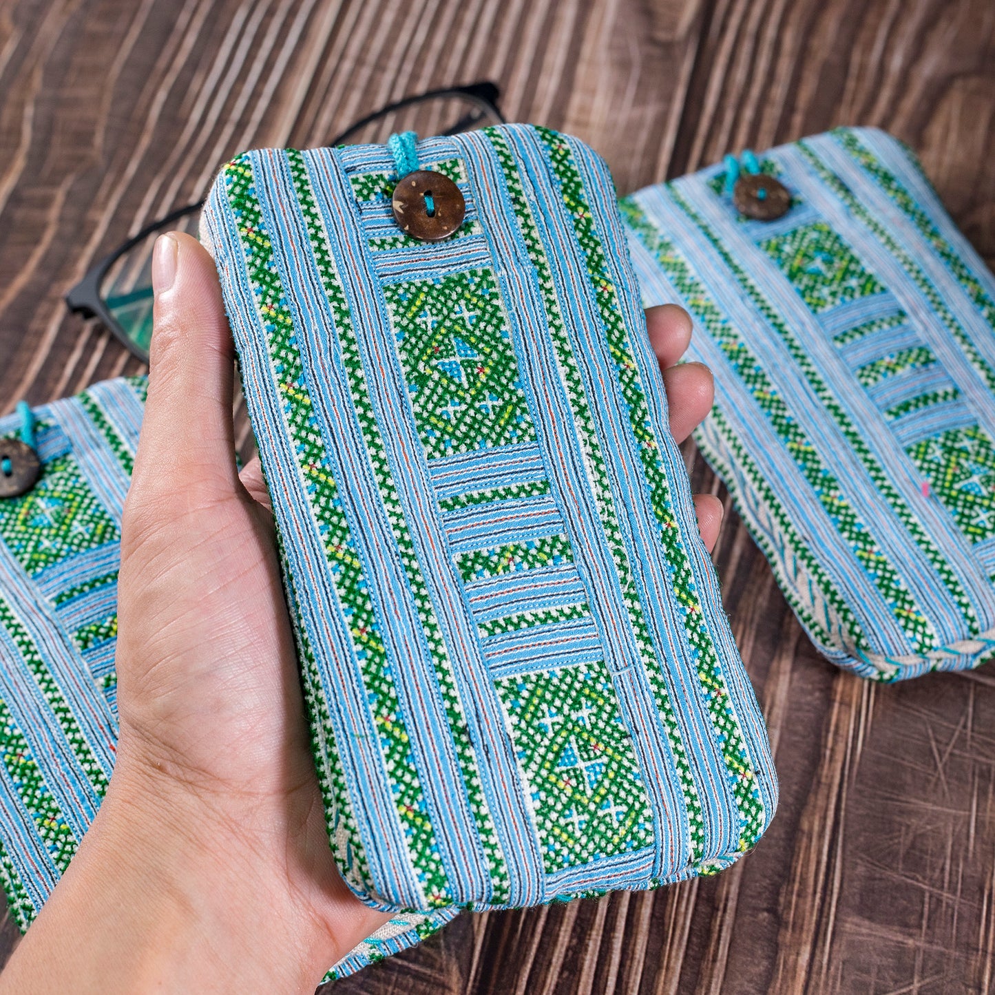 Phone case / glass case, authentic Blue H'mong fabric, shock absorption layer