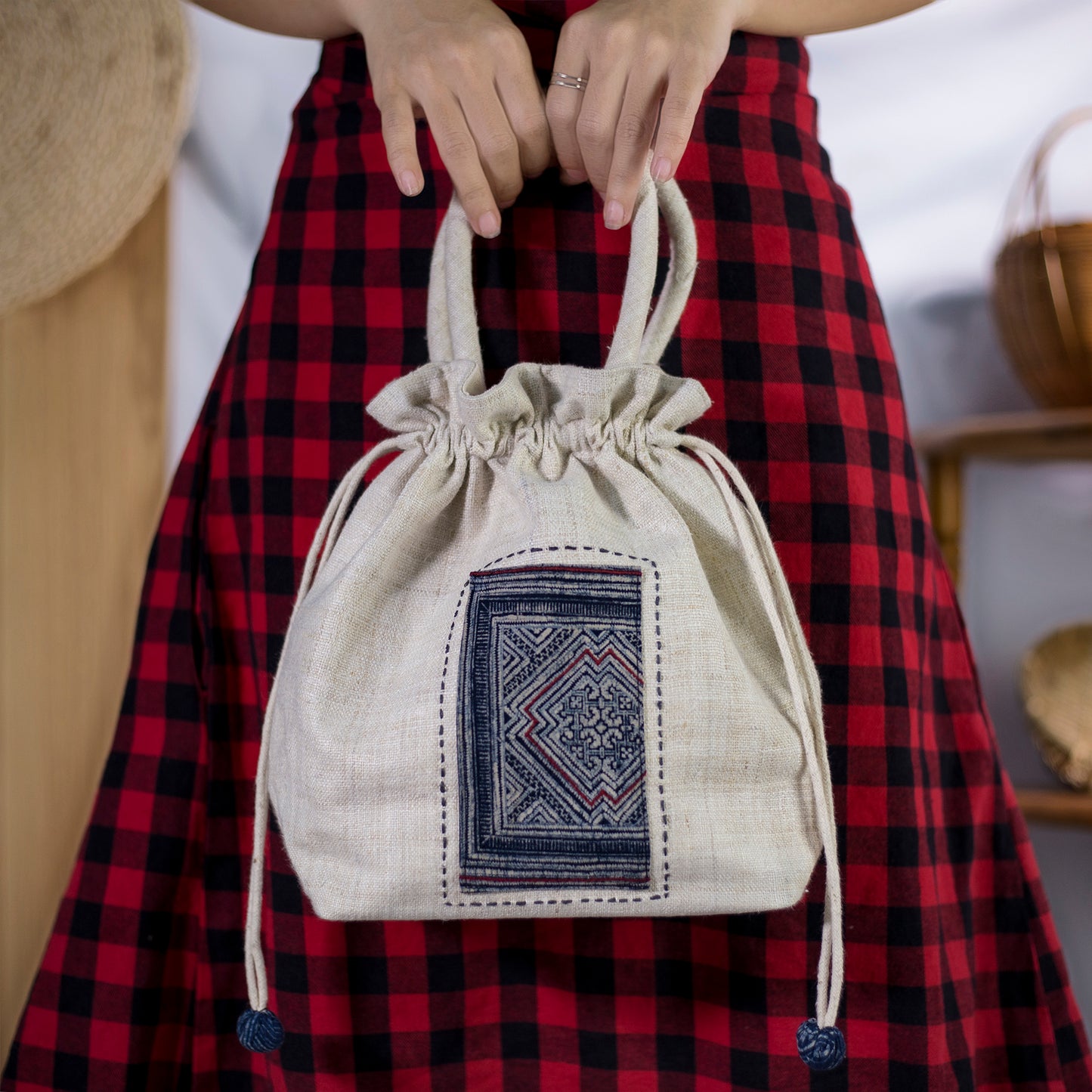 White drawstring hemp handbag, natural hemp and batik patch