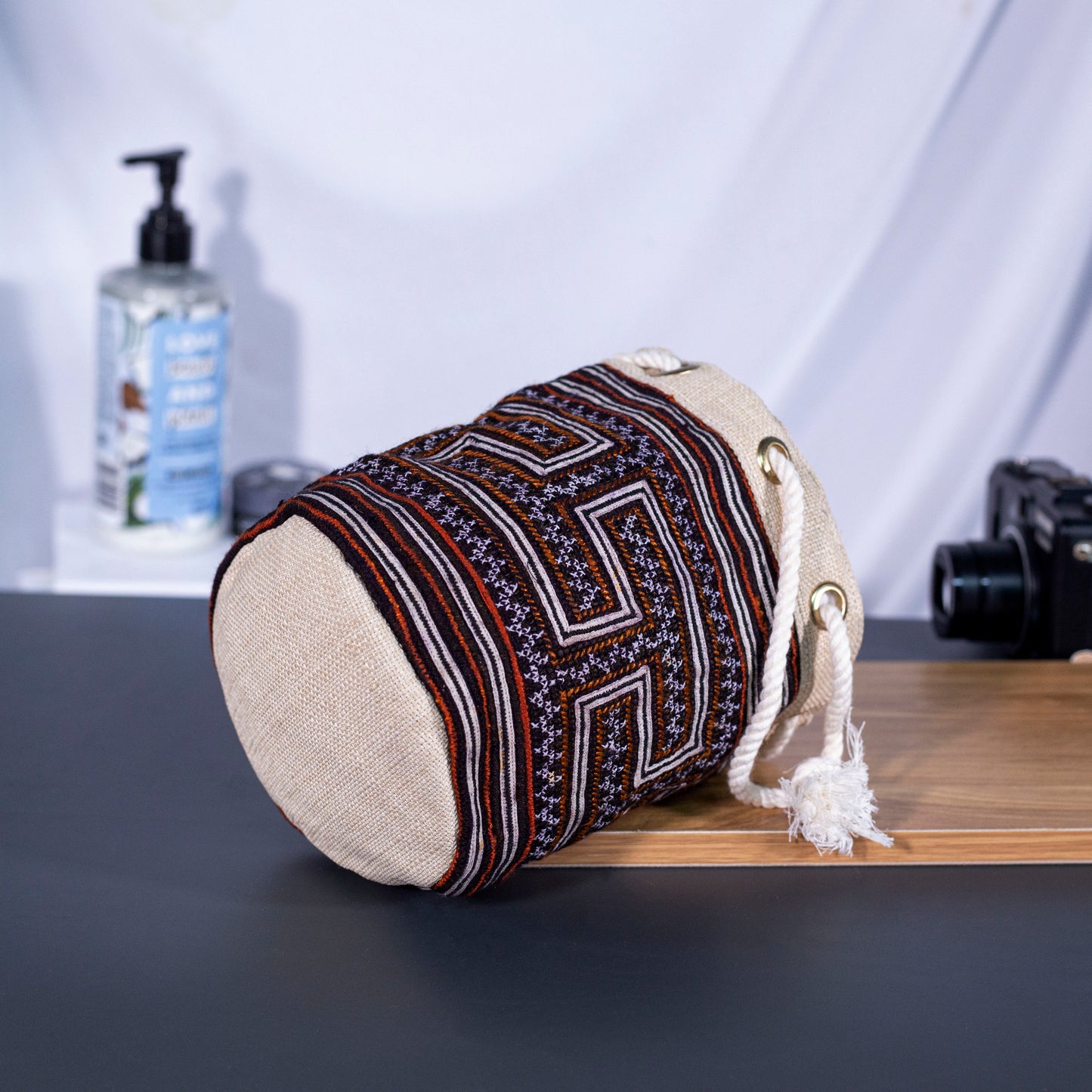 Mini cosmetic bag, hand embroidery in H'mong pattern