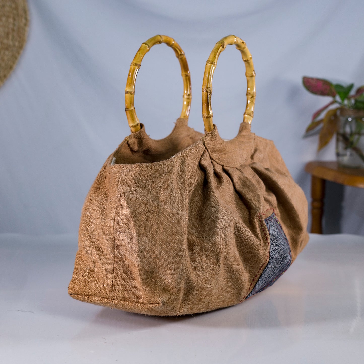 Bamboo handle bag, natural hemp in BROWN with vintage patch