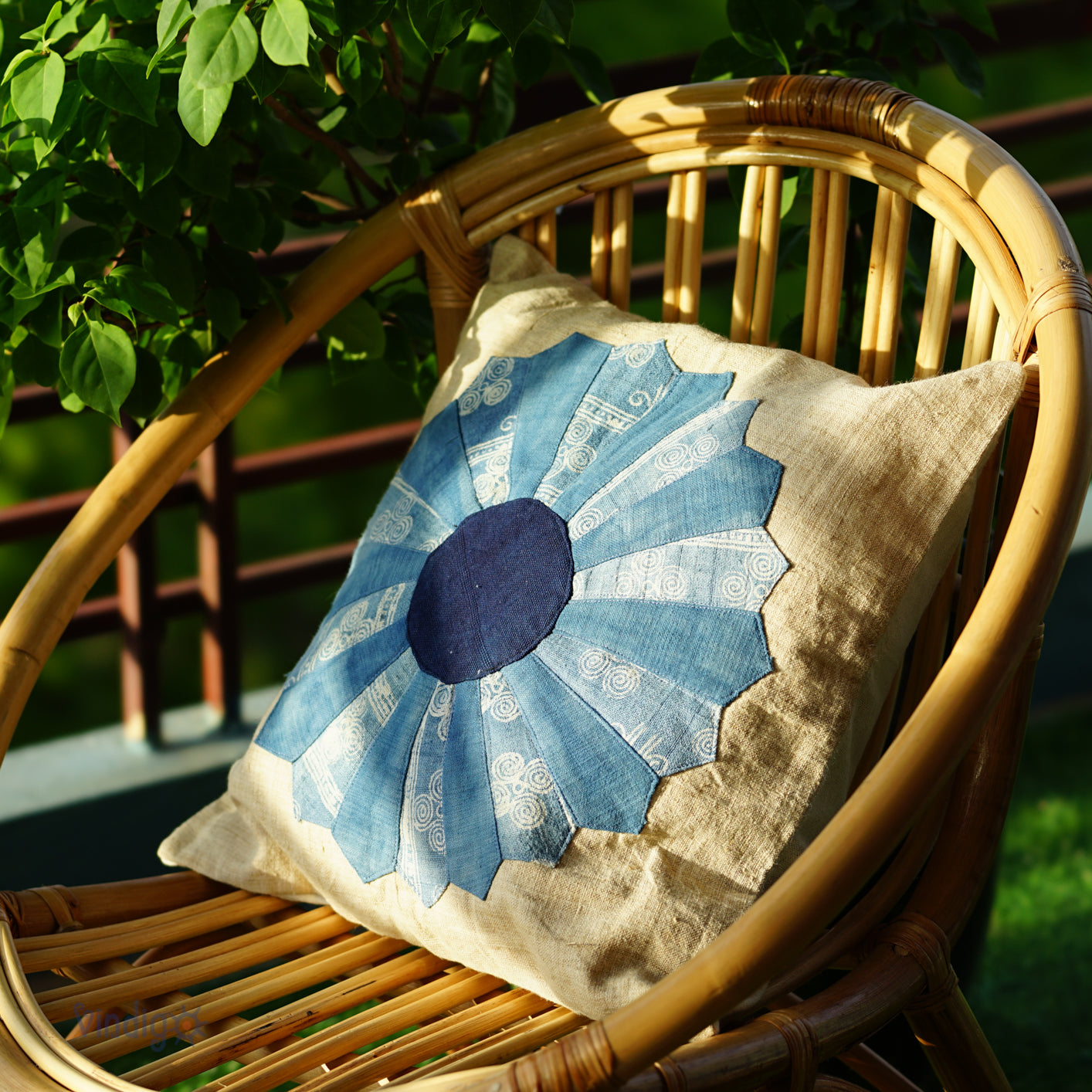 Quilt Cushion Cover, Dresden Plate Pattern in Indigo Blue with Batik painting, Hemp fabric