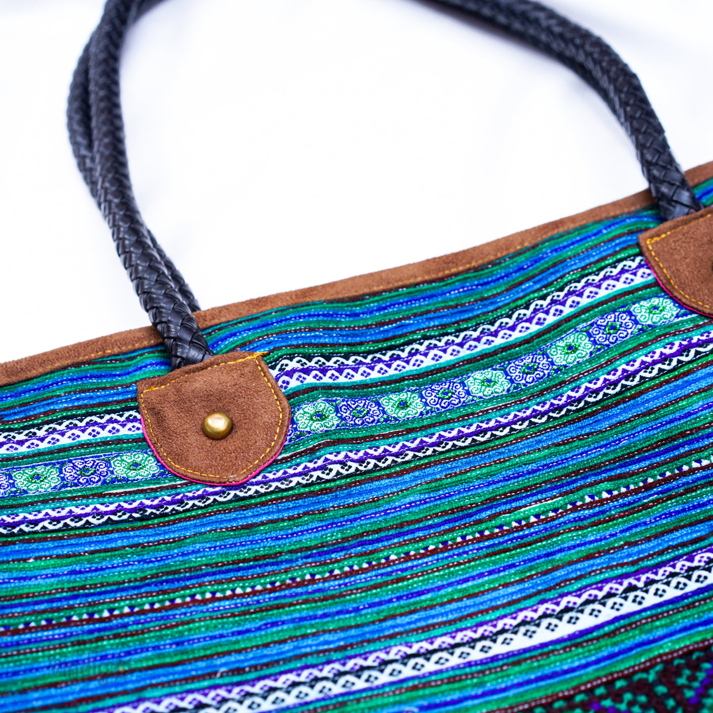 Green big-sized casual, pinic bag, TOTE bag, hand-embroidered, tribal pattern