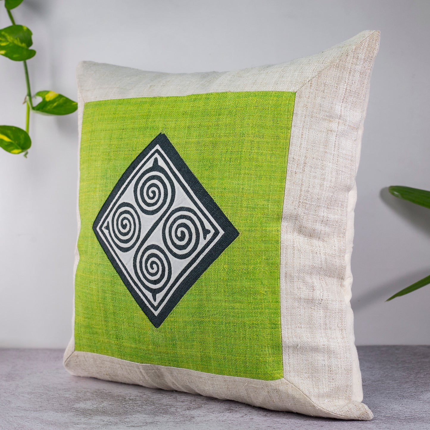 Beige Hemp Cushion Cover - H'mong pattern, green hemp at center