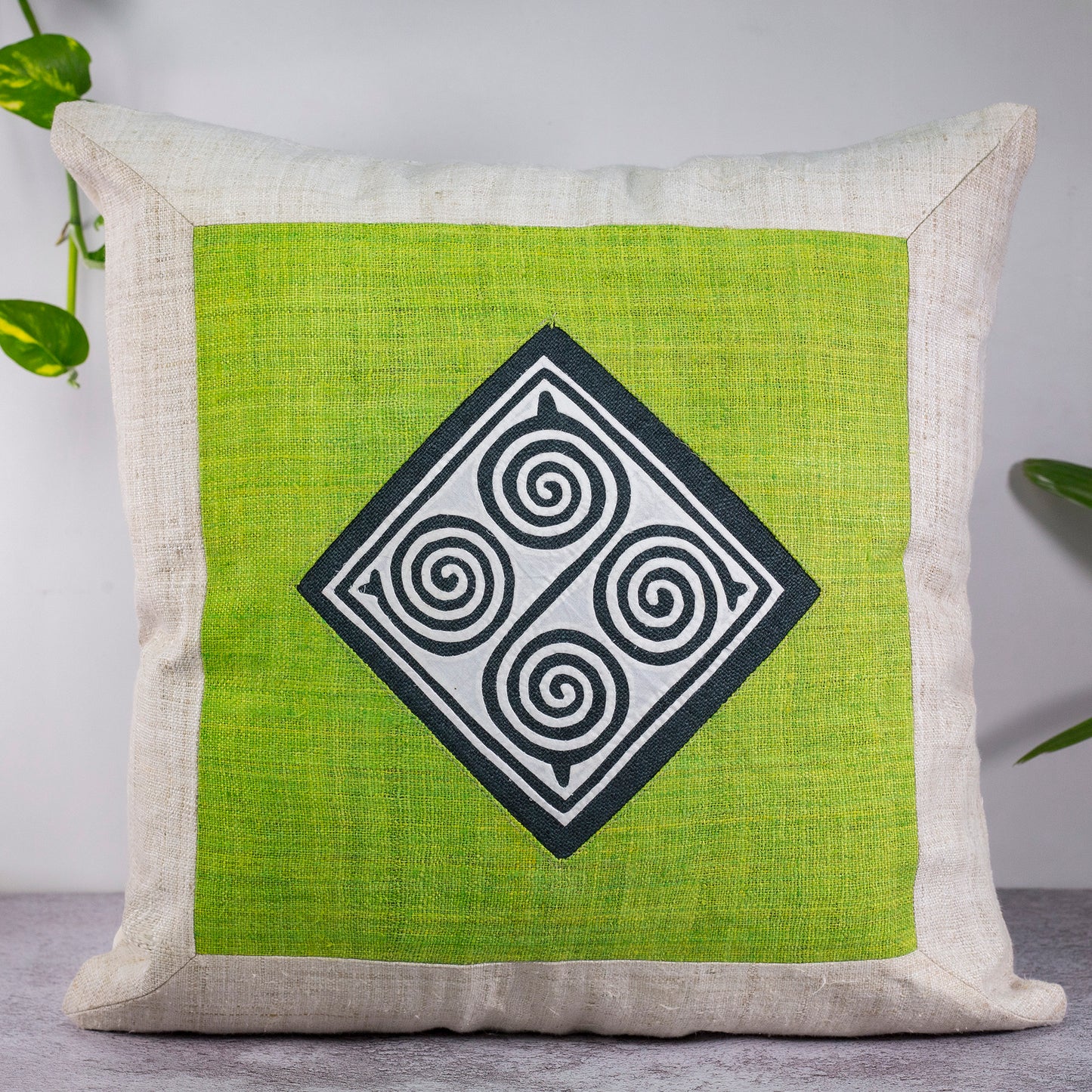 Beige Hemp Cushion Cover - H'mong pattern, green hemp at center